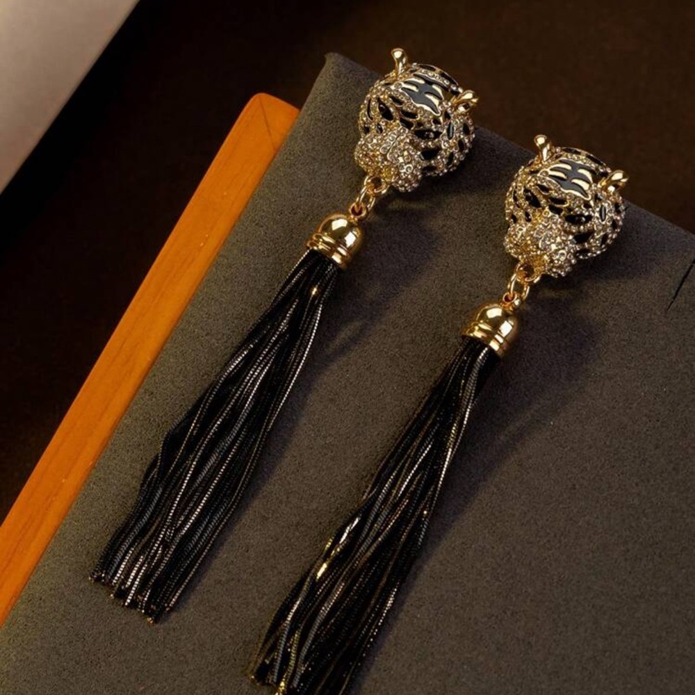 Luxurious Gold and Black Tiger Head Tassel Earrings - Picture 1 of 4